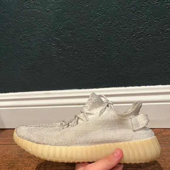 Adidas Yeezy Boost 350 V2 - Picture 3 of 4